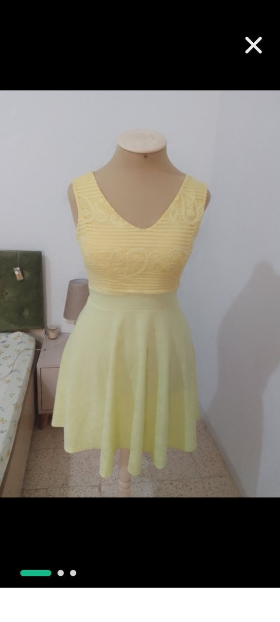 Robe jaune 