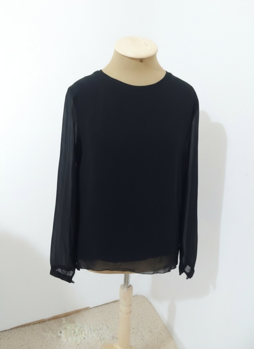 Blouse en noir 