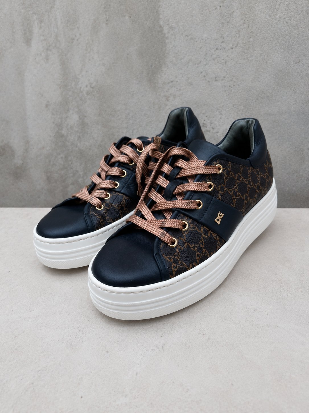 Nerogiardini shoes 