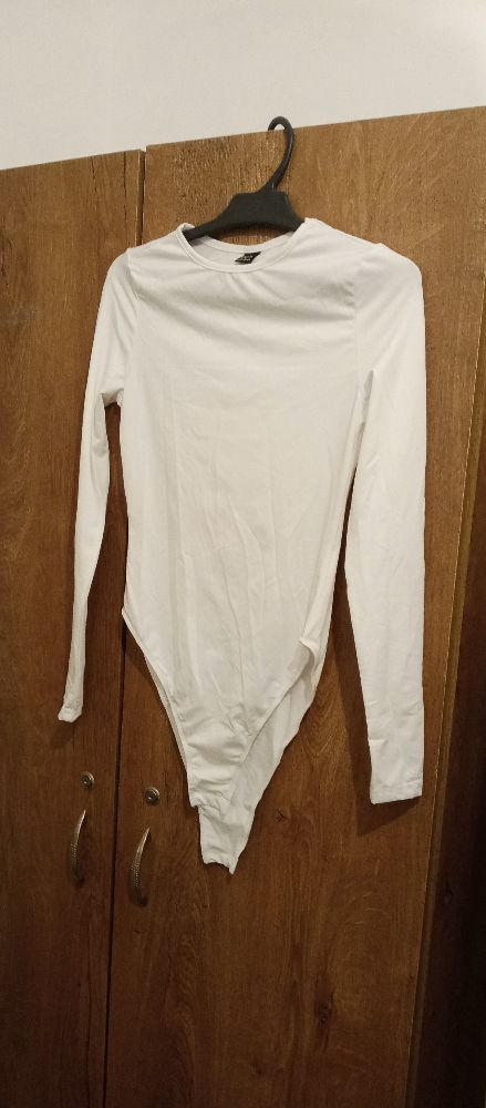 White bodysuit SHEIN 🐻‍❄️🤍