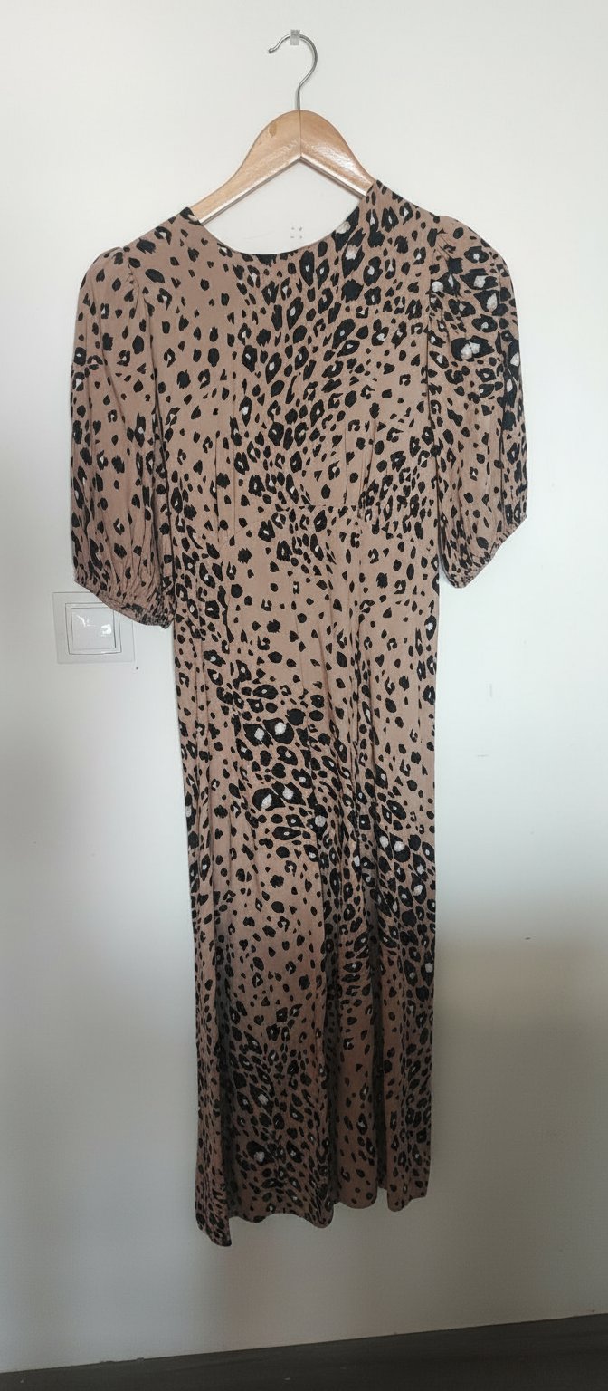 Robe midi imprimé léopard – Élégante et tendance