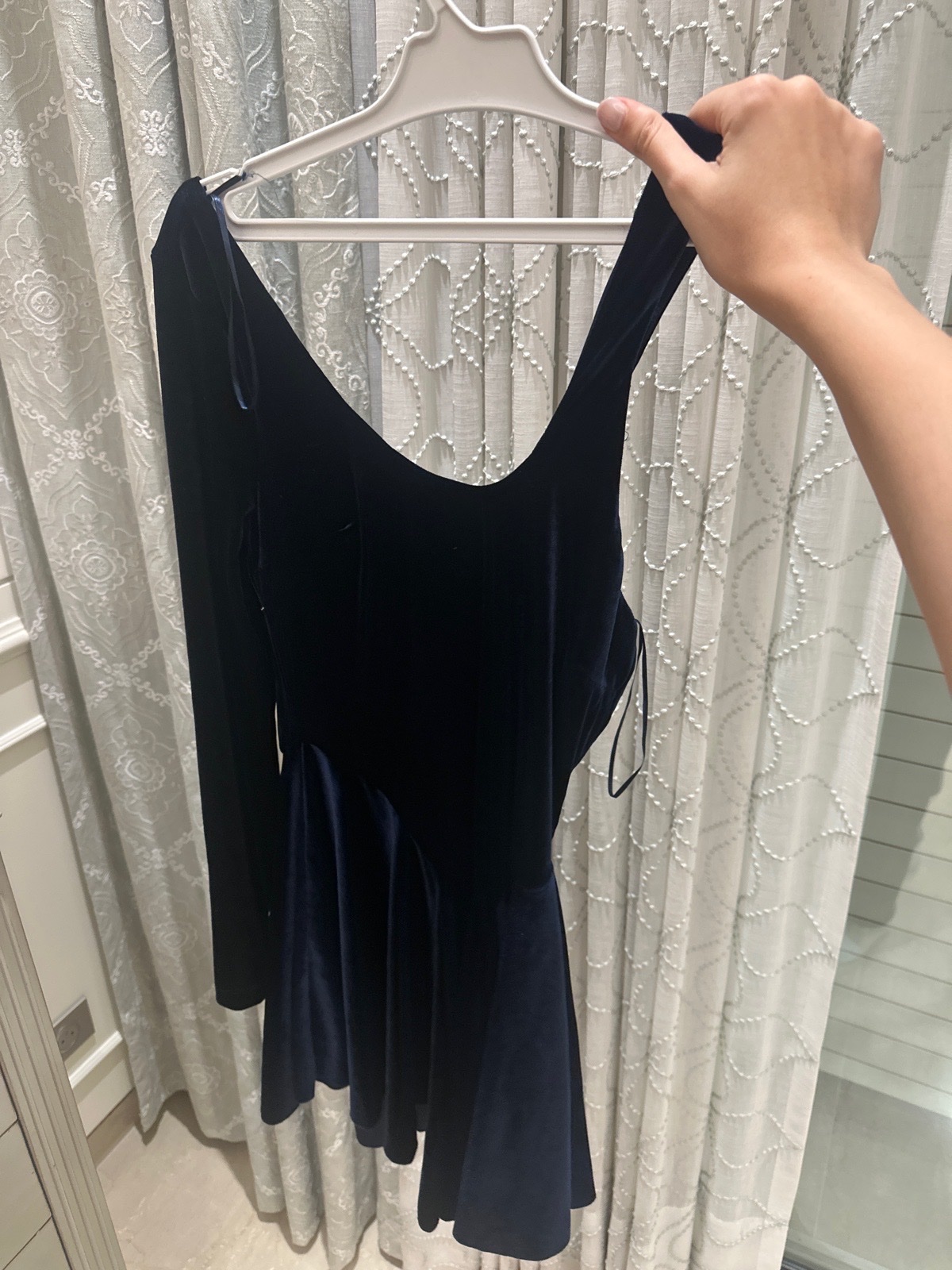 Robe courte en velour