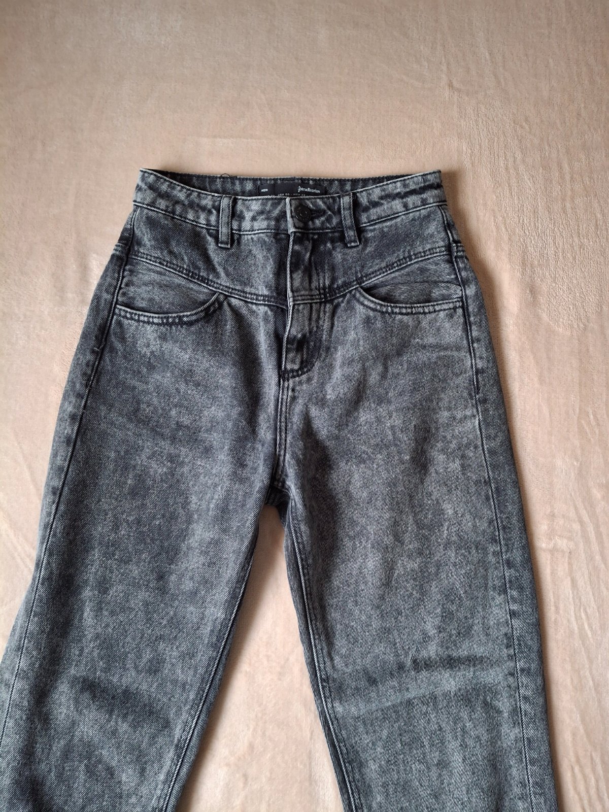 Jean mom fit slim taille haute Stradivarius