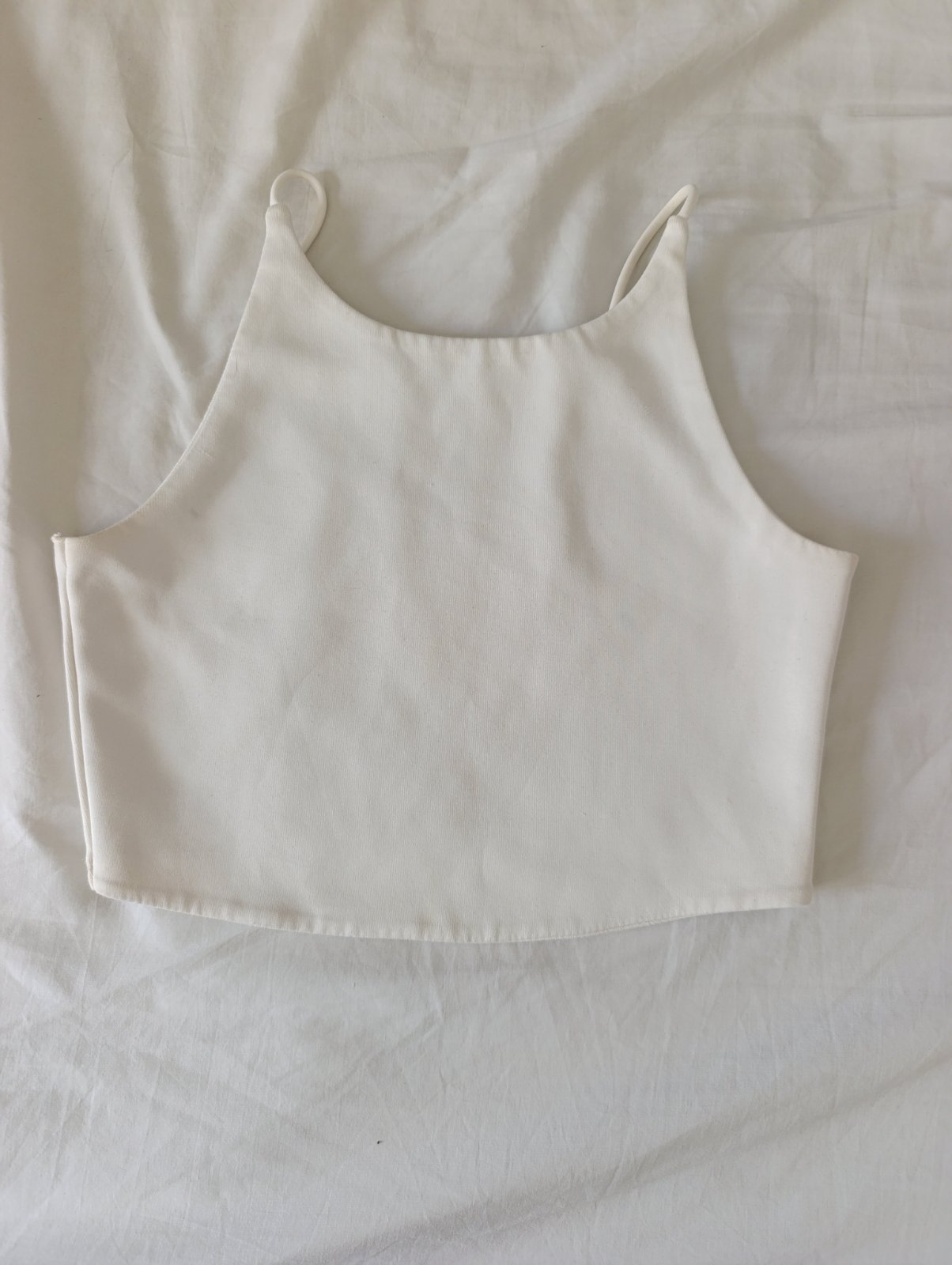 Crop Top Blanc Épuré Zara – Minimaliste & Intemporel