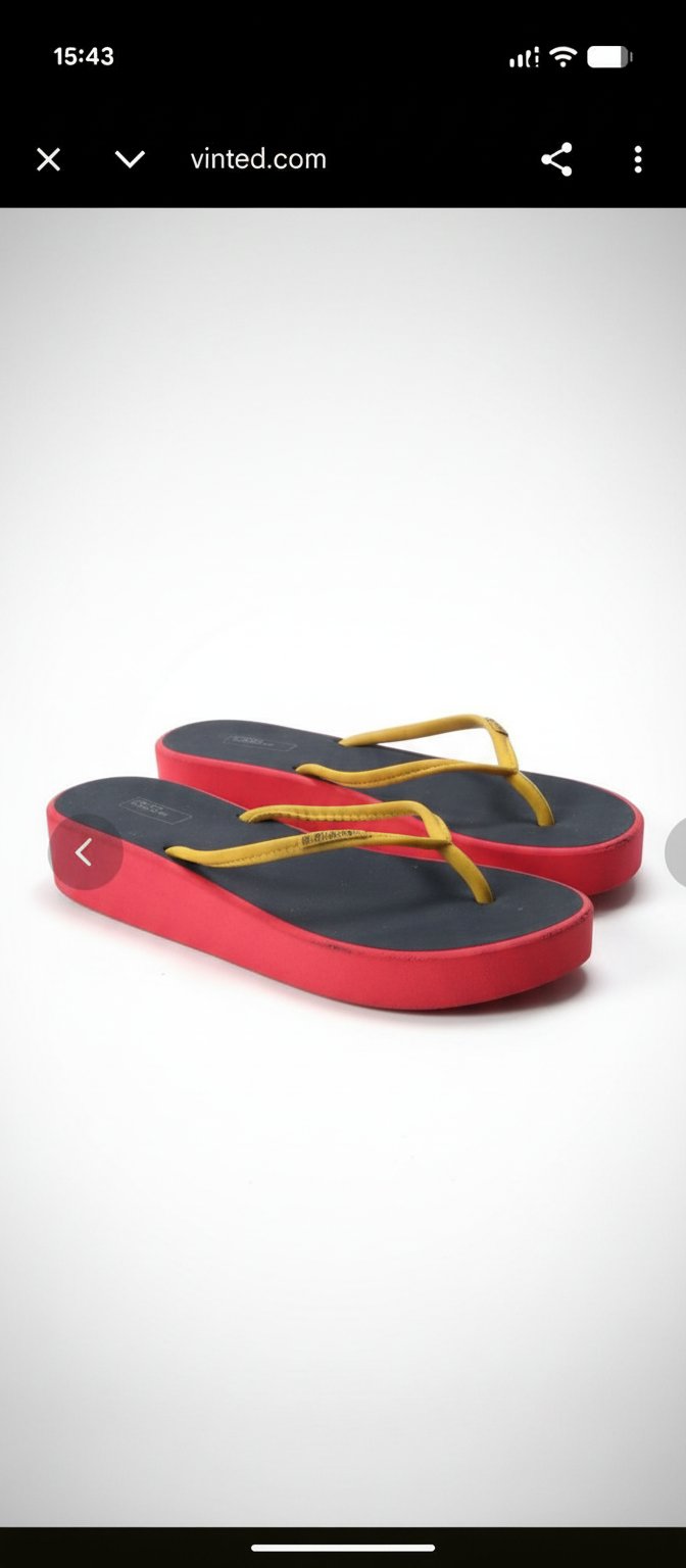 Clasuette BENETTON