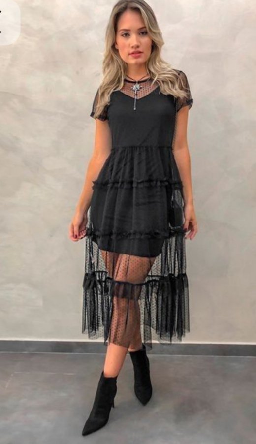 Robe transparente noire