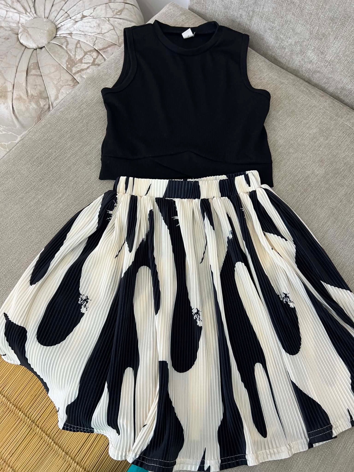 Pull et jupe fillette 