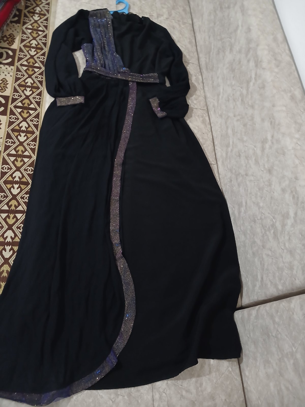 Robe noir