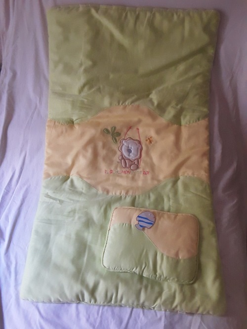Couette bébé+coussin