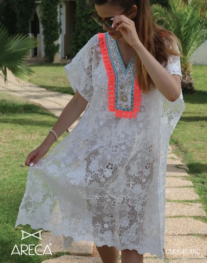 Robe de plage dentelle 