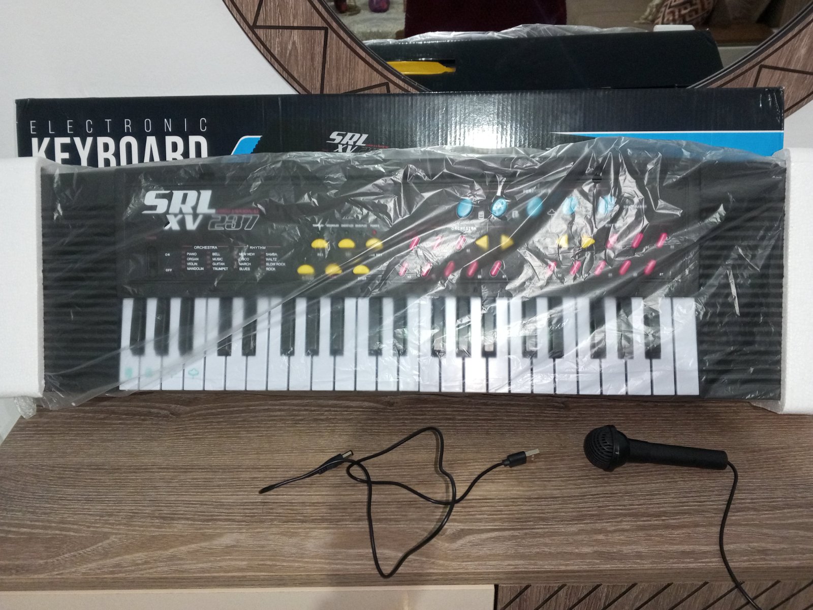 Piano neuf 