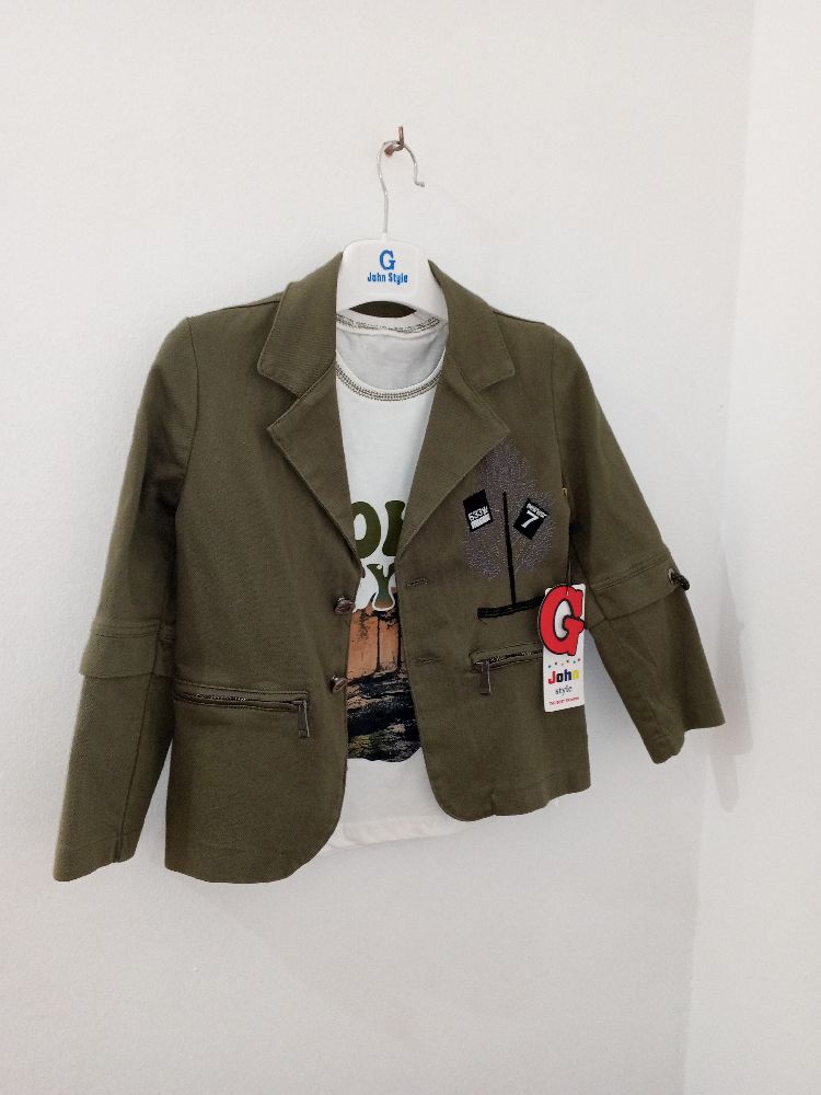 veste avec t-shirt 