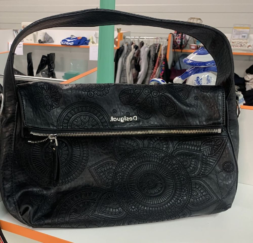 Sac à main en cuir véritable noir Desigual 