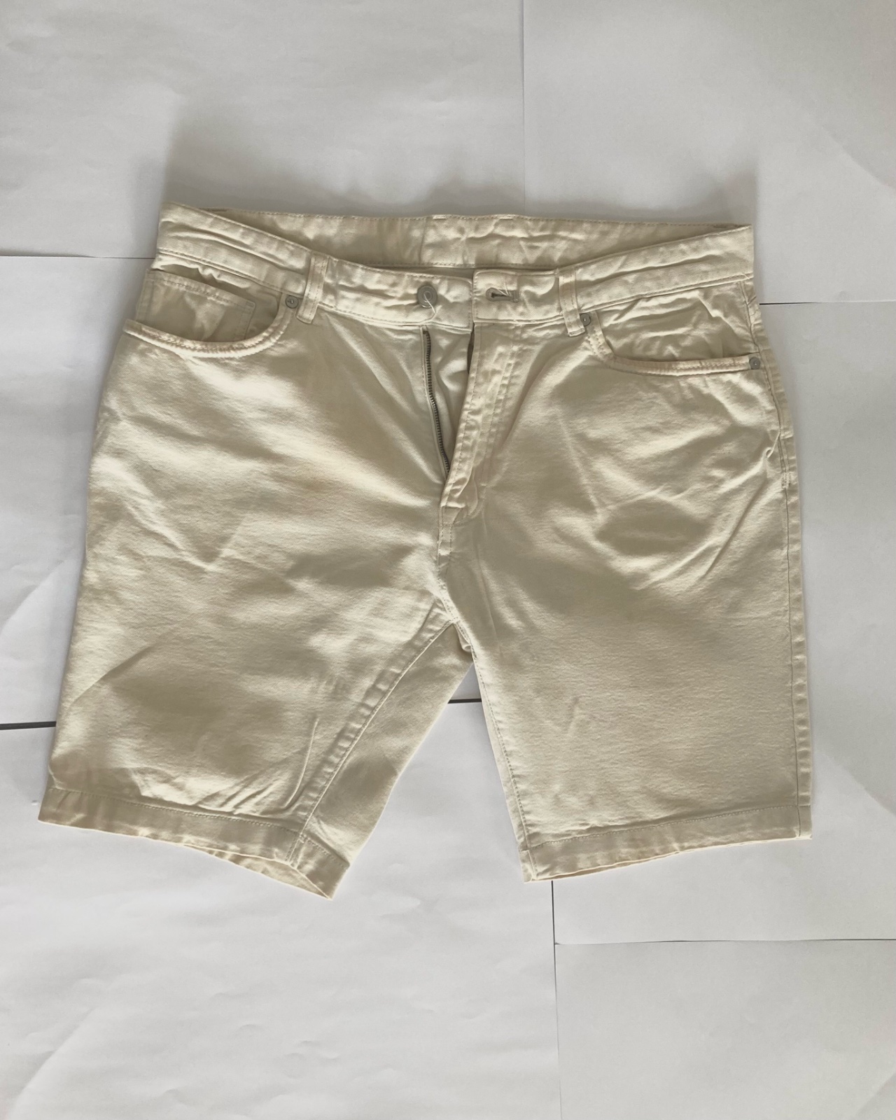 Short chino blanc grège Zara