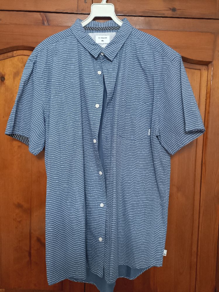 Chemise manches courtes 