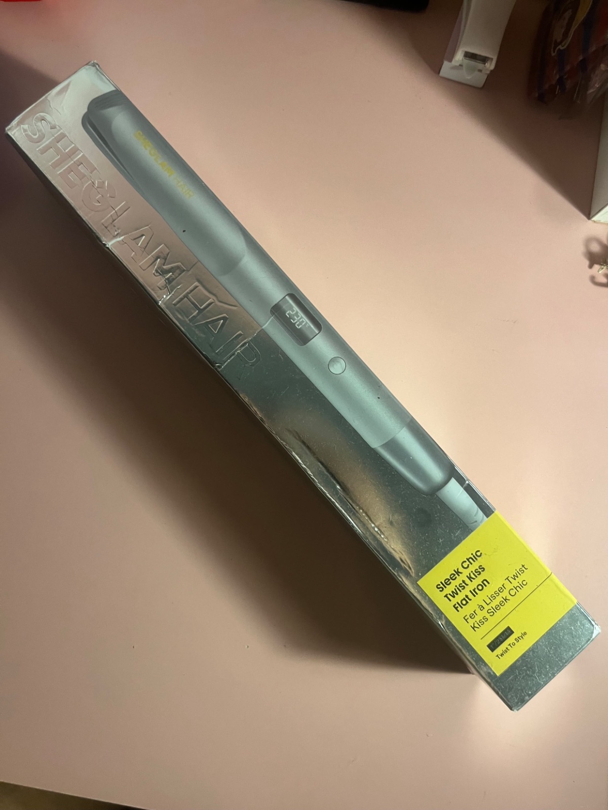 À vendre : Lisseur Sleek Chic Twist Kiss – SHEGLAM