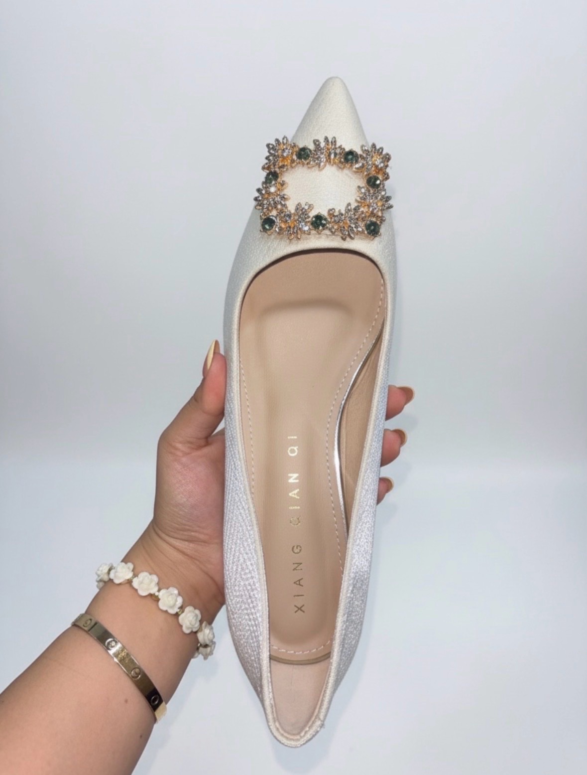 Chaussure en blanc cassé