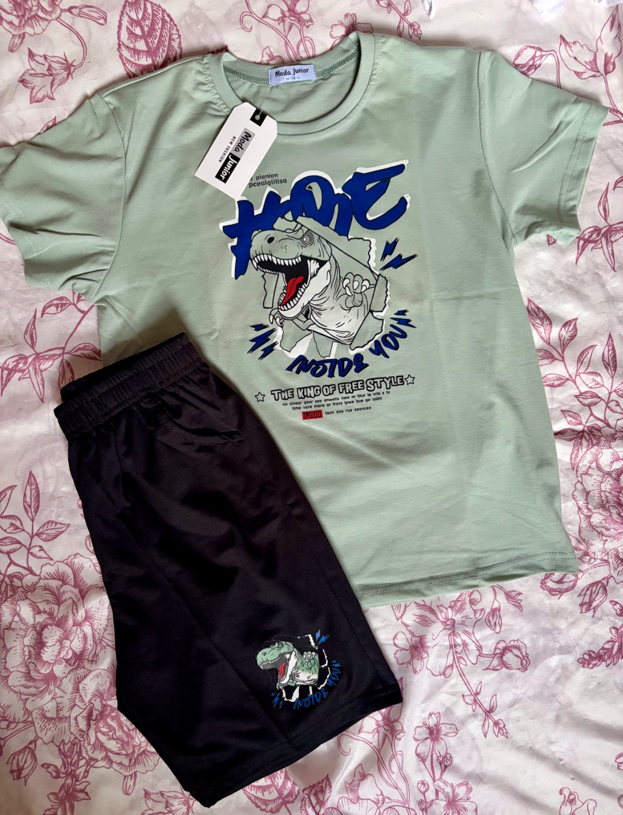 Ensemble enfant (t-shirt + short) 