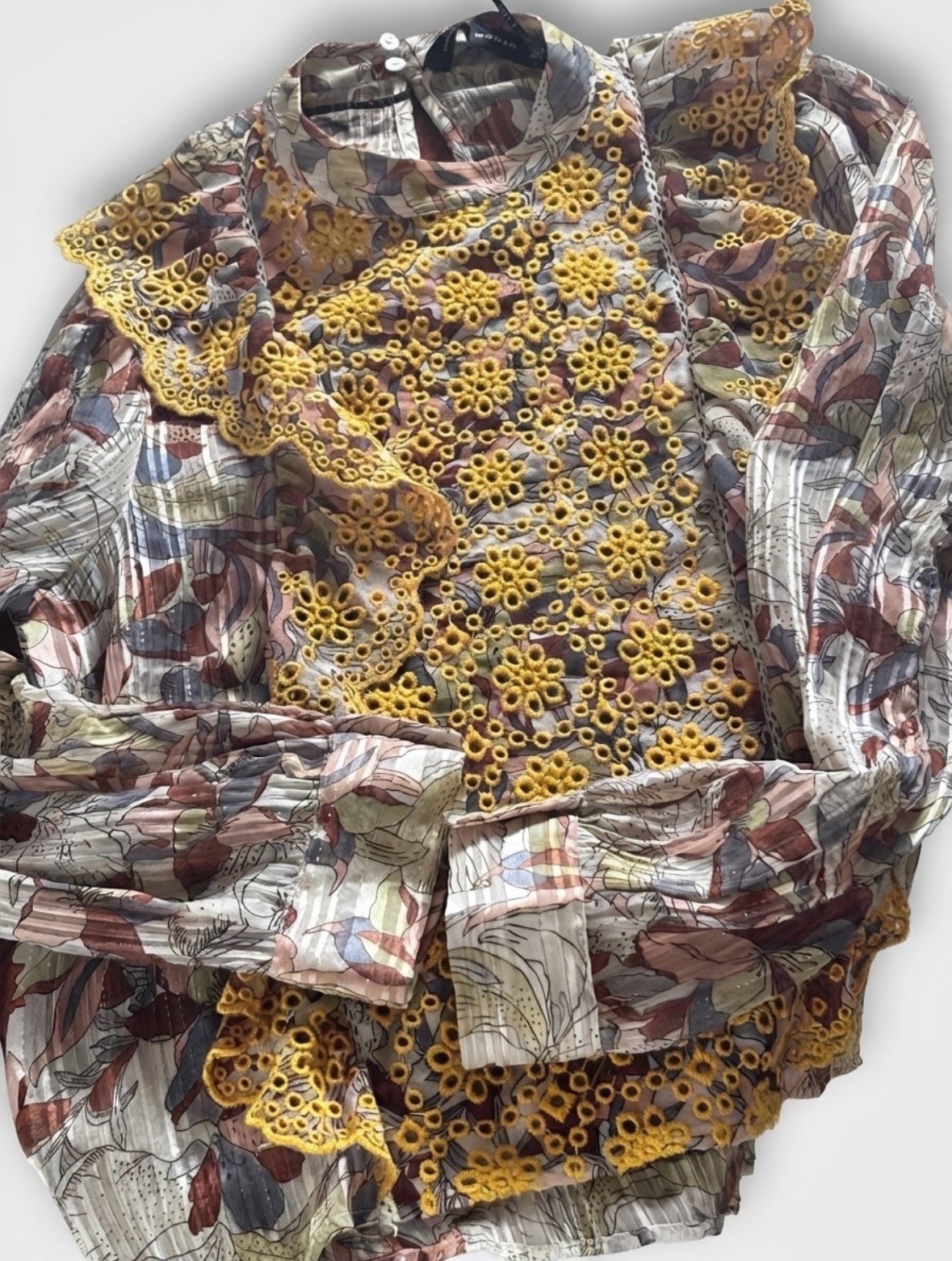 Chemise zara avec broderie anglaise