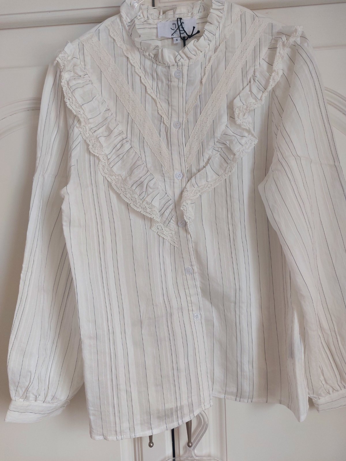 Chemise