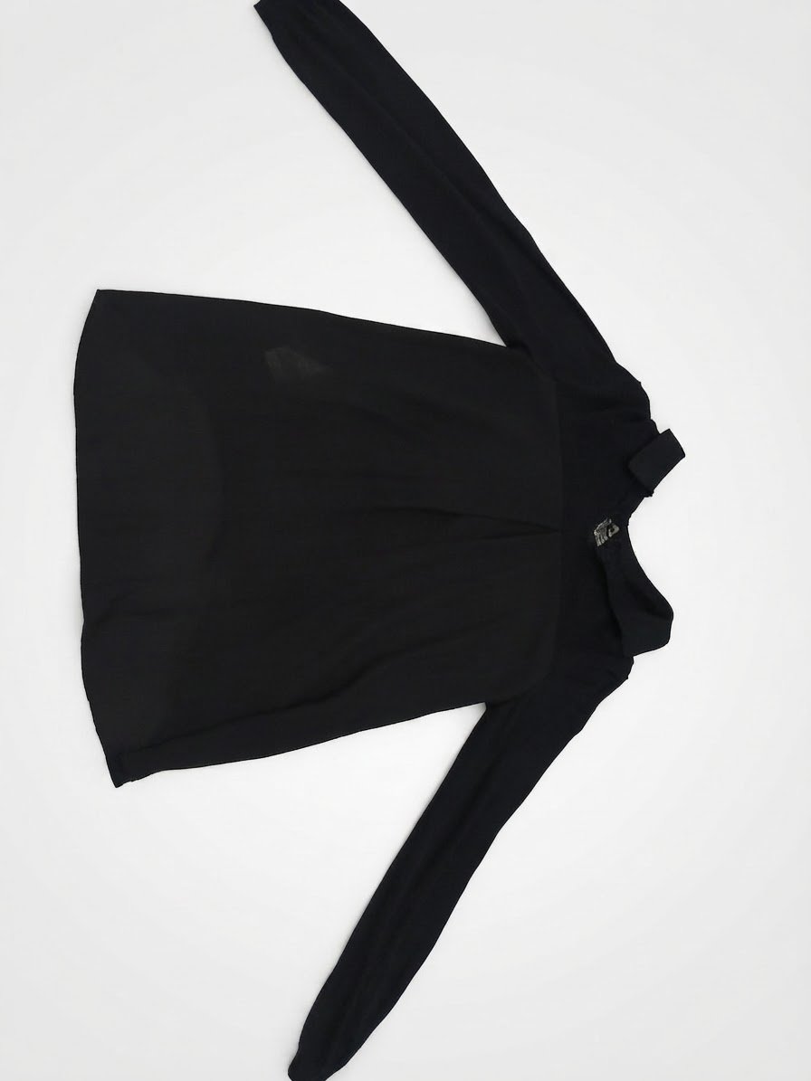 Pull noir