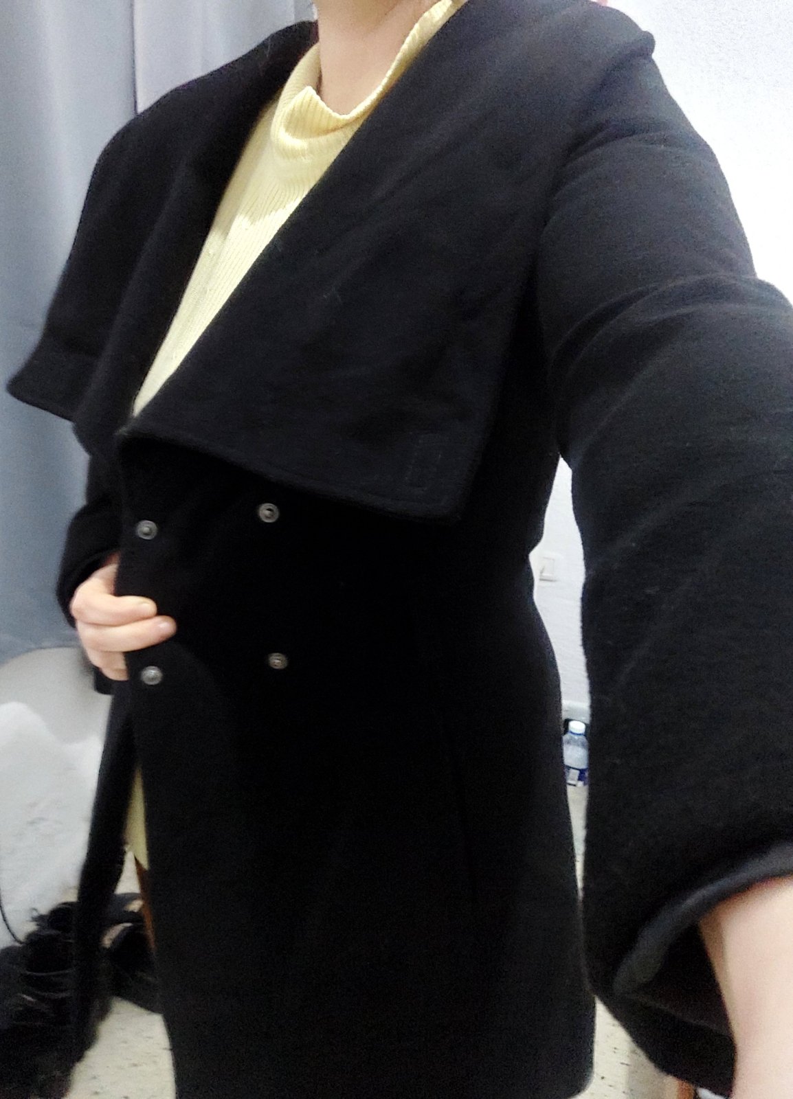 Manteau noir , style veste manteau