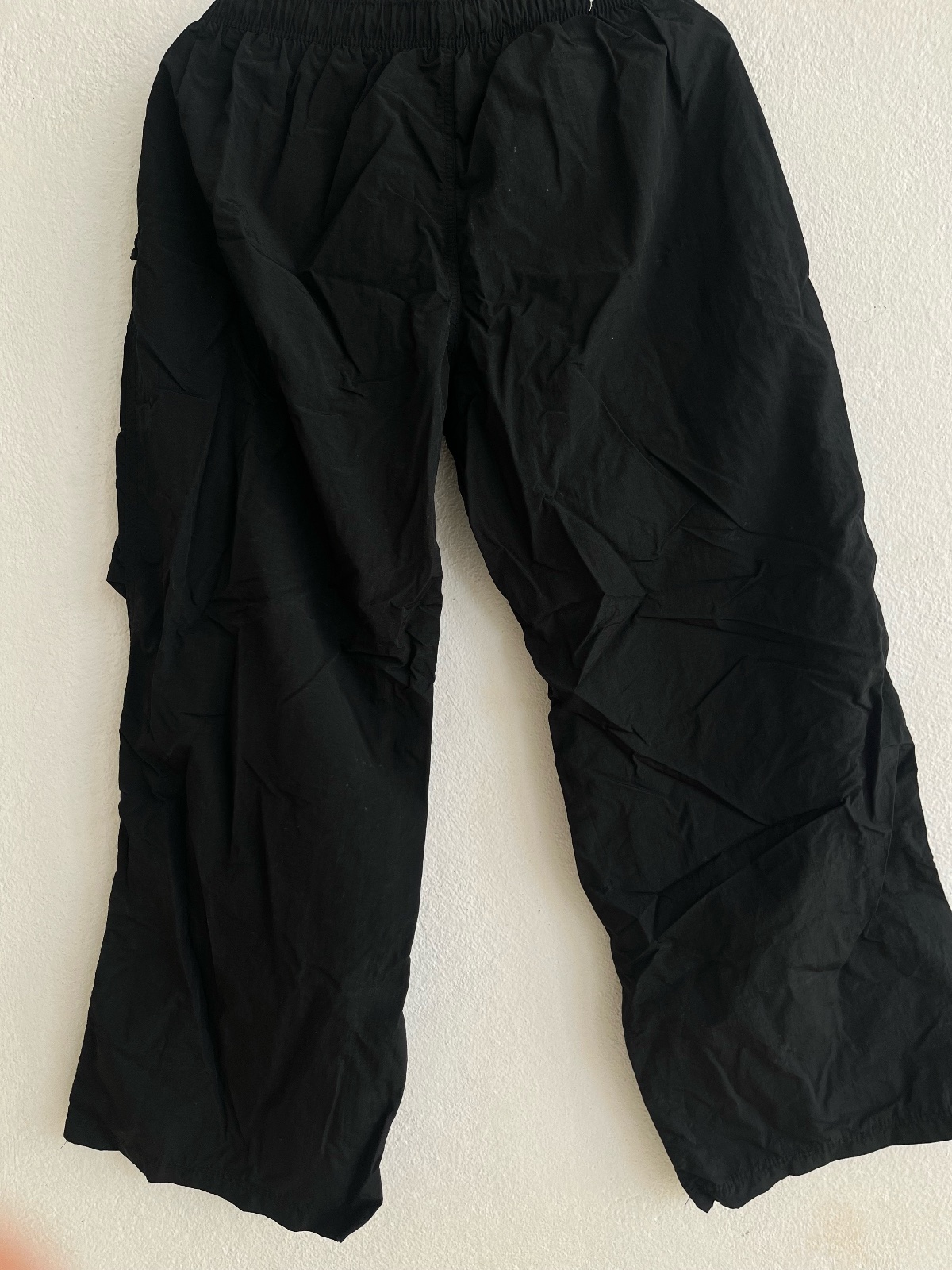 Bershka TECHNICAL BALLOON PARACHUTE - Pantalon classique Taille M