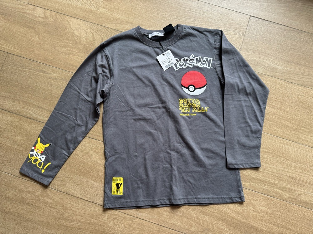 Pull manches longues Pokémon Zara