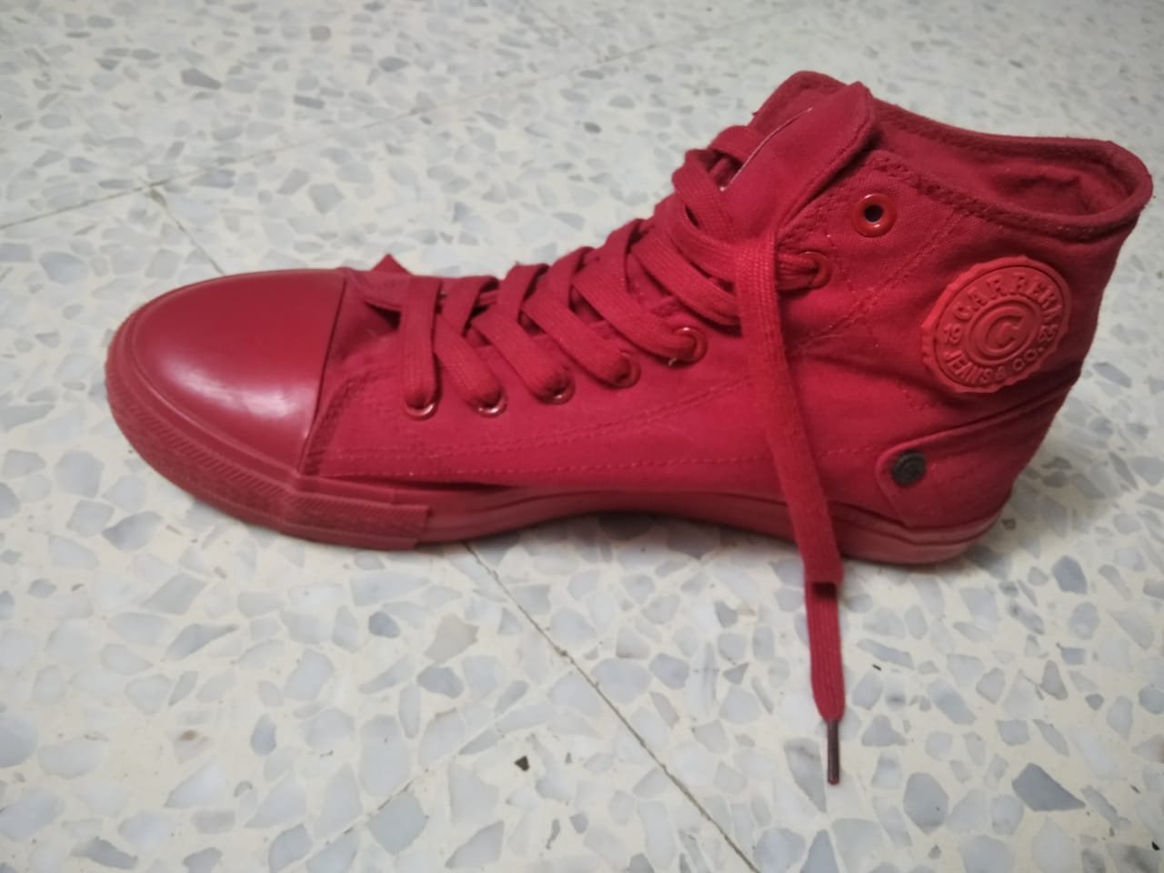 Red Carrera trainers