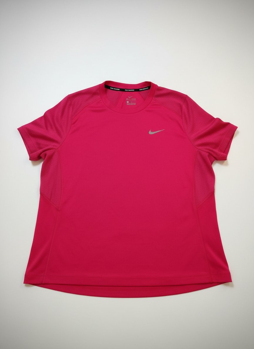 T shirt de sport Nike authentique neuf la taille xl