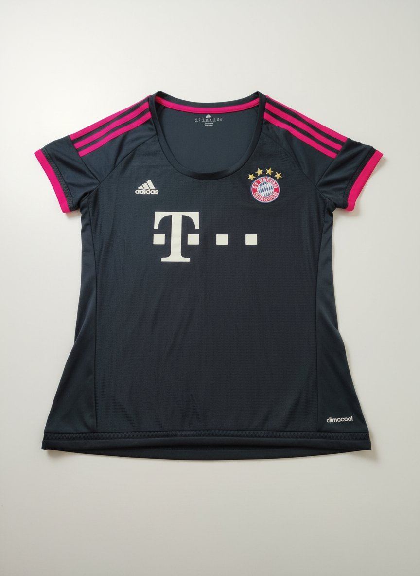 Un t-shirt de sport taille M la marque adidas authentique 