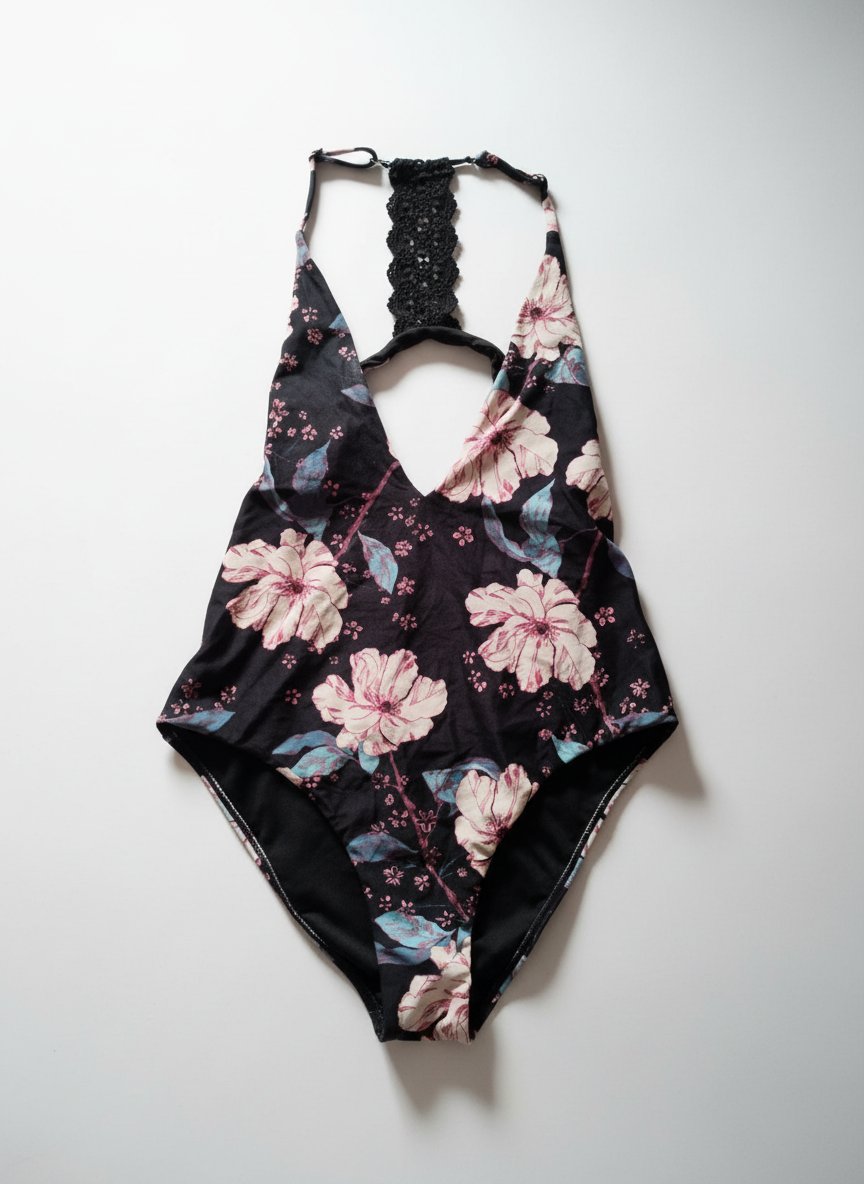 Un magnifique maillot sexy taille 36 neuf importation 
