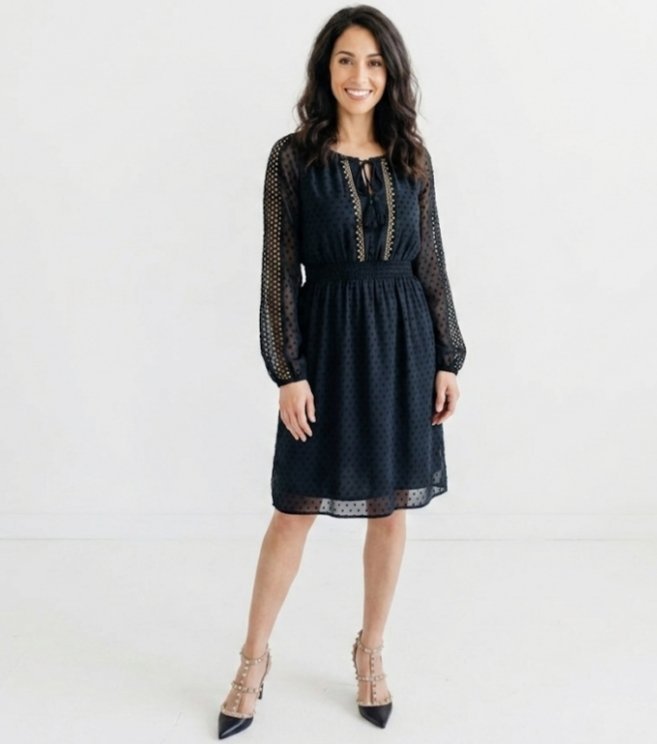 Une très belle robe simple et chic comme neuve importation taille 38 