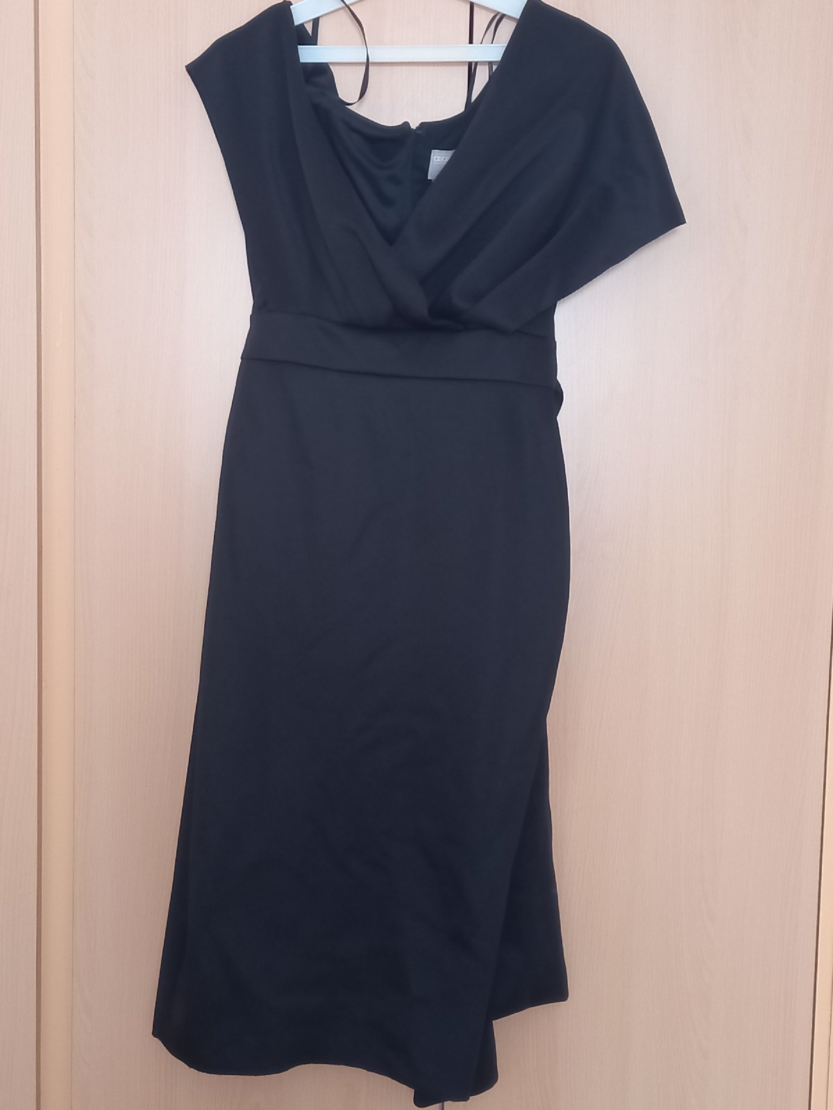 Robe noir  taille 38-40