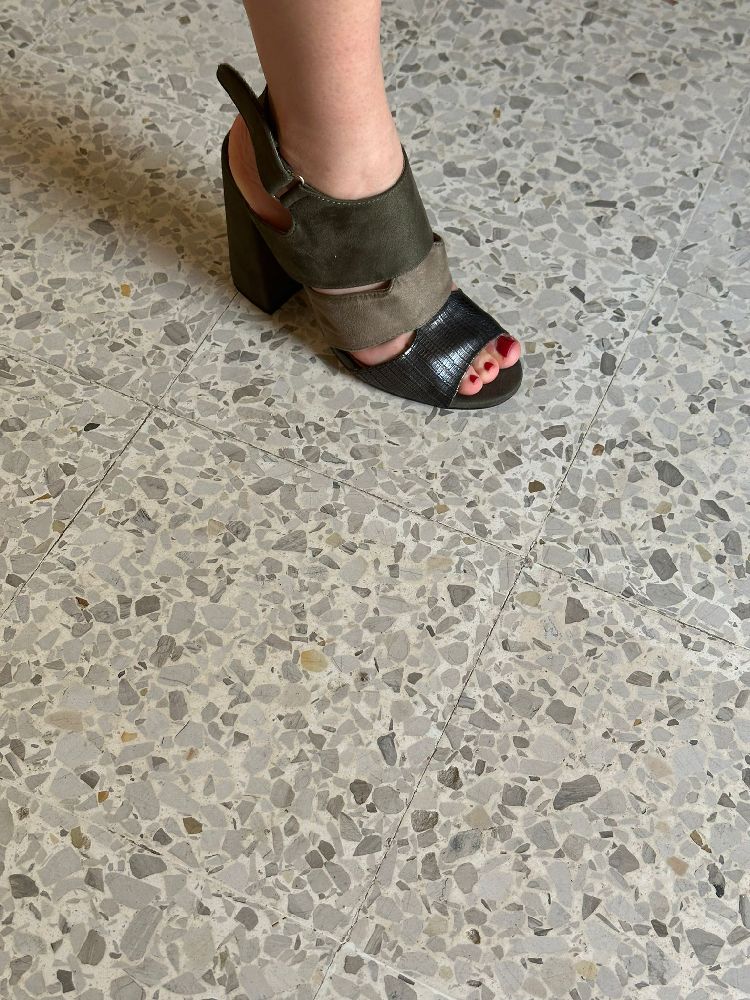 Sandale chic et confortable 