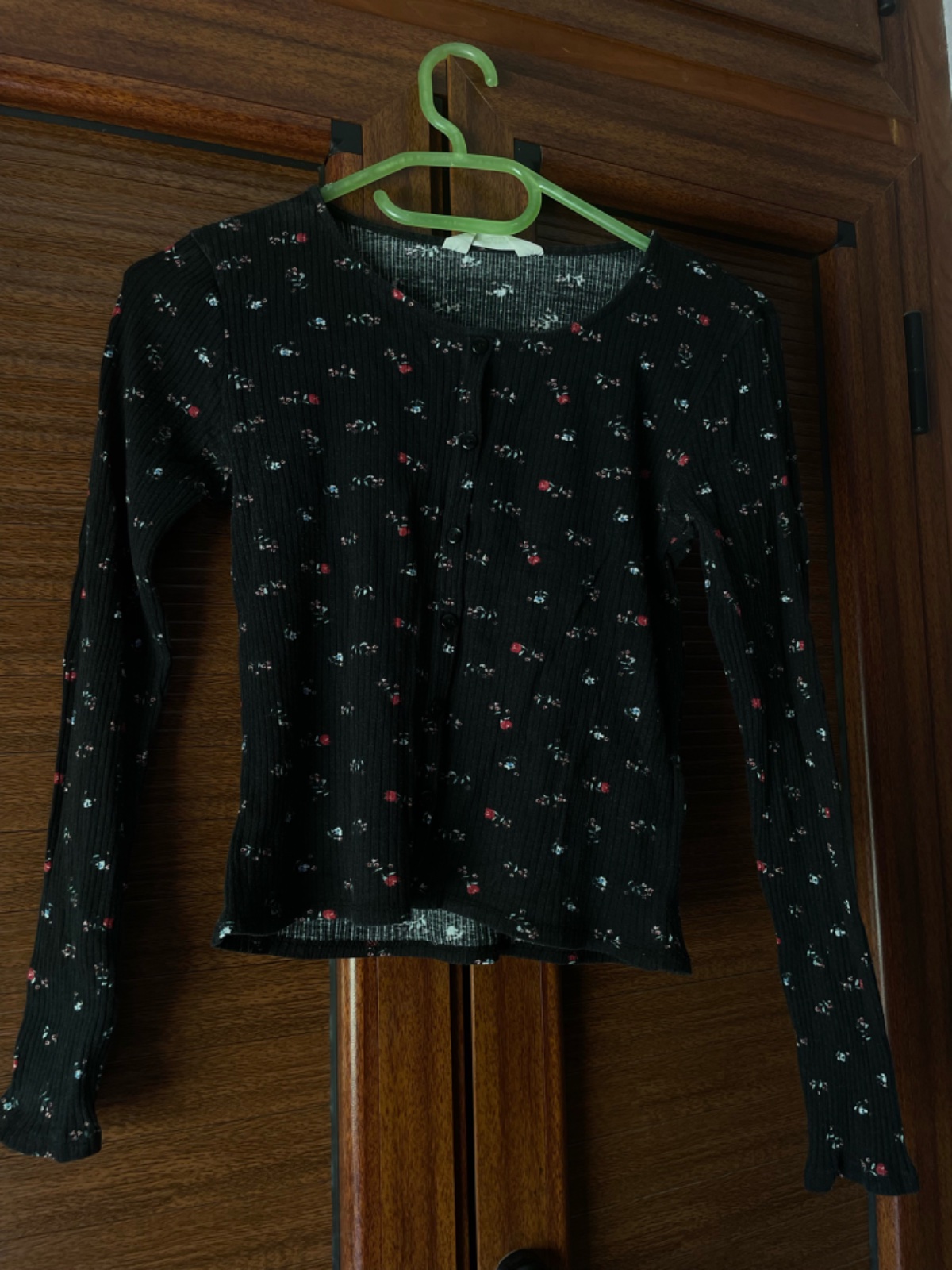 🖤🌸Cardigan côtelé noir à motif floral mignon H&M🌸🖤