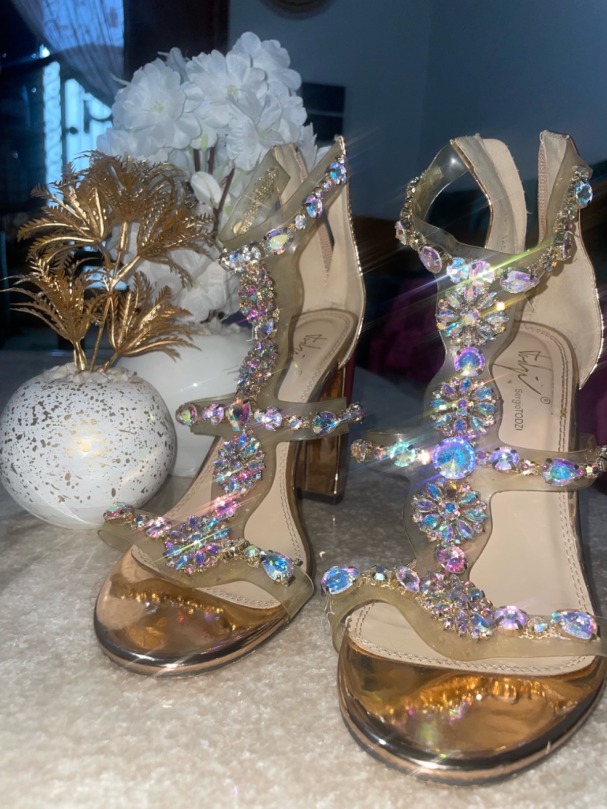 Sandales à talons strass scintillants