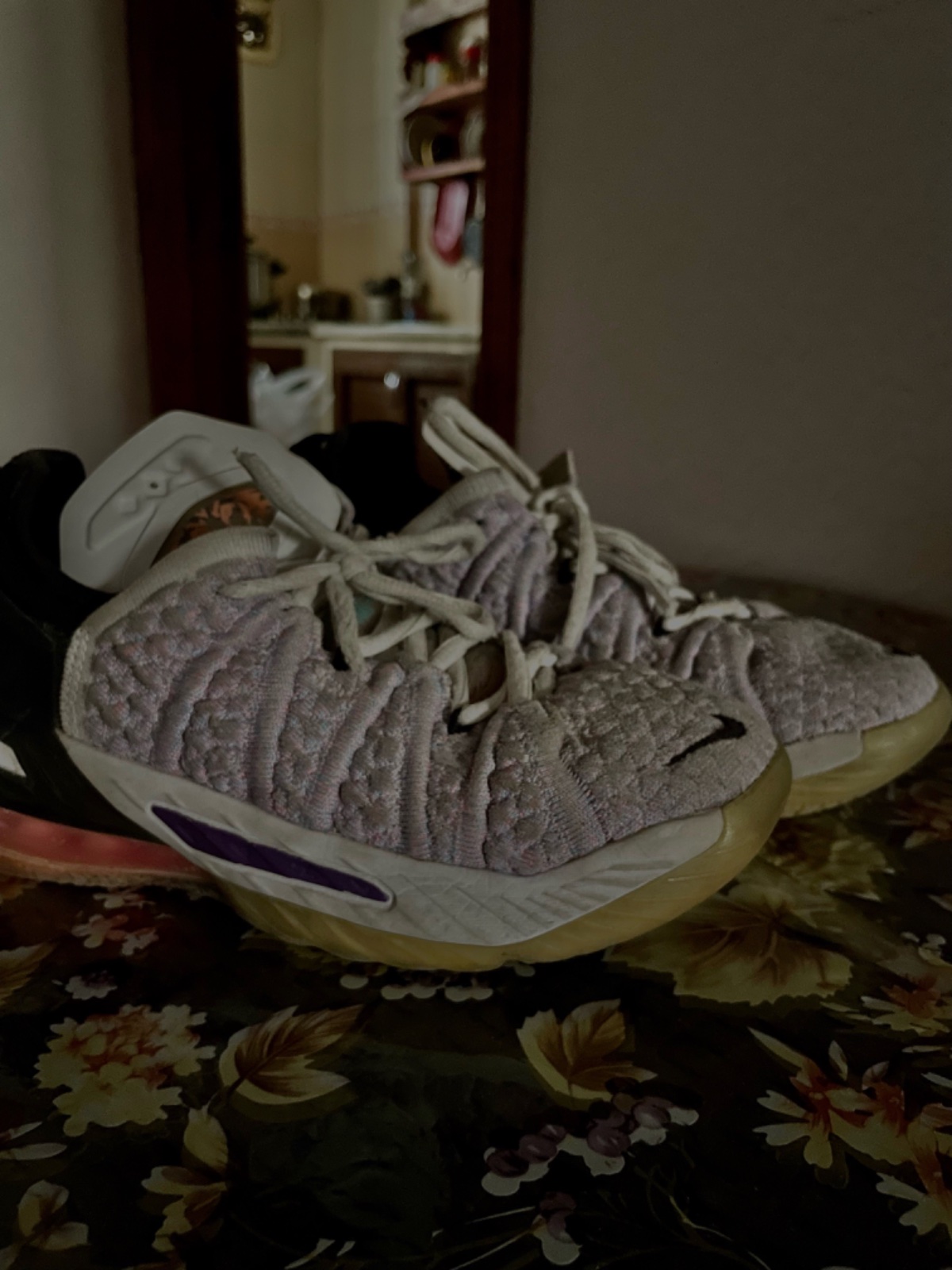 Nike LeBron 19 "Pearl"