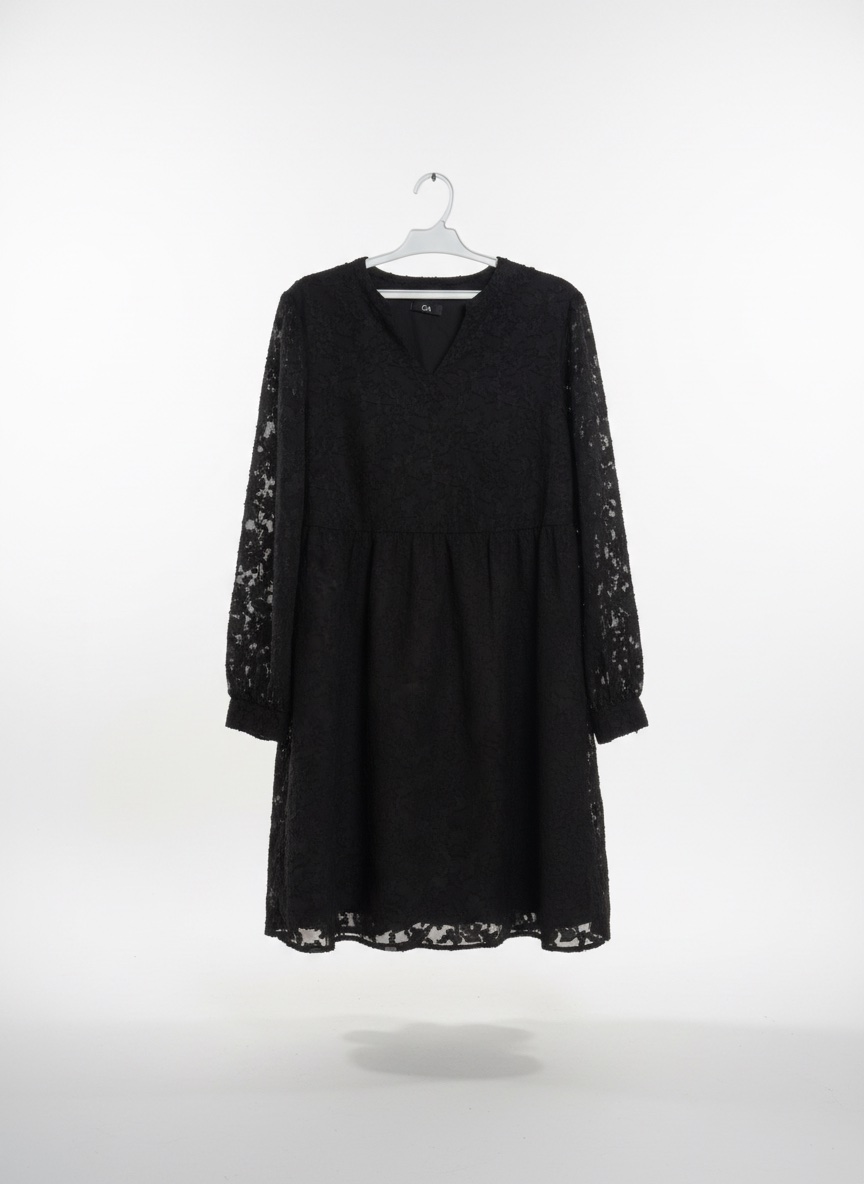 Robe noire C&A texturée