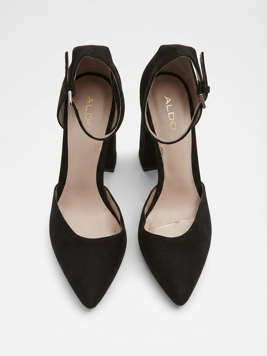 Escarpins noirs en daim de la marque "ALDO" 