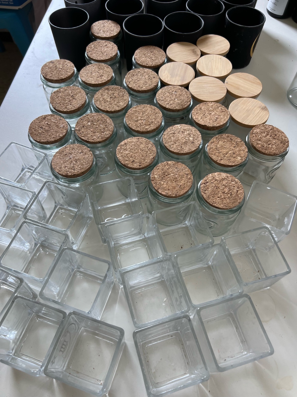 Lot de 63 pots pour bougies