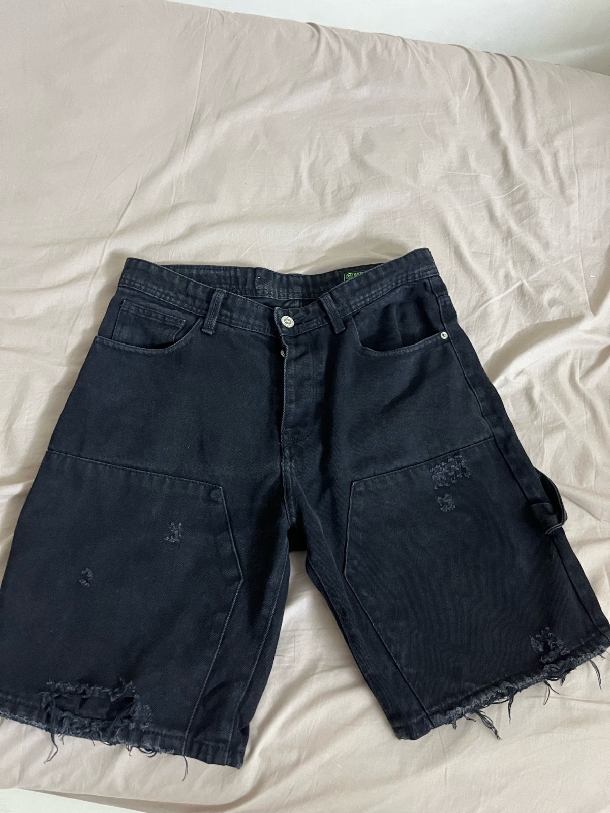 Short style baggy