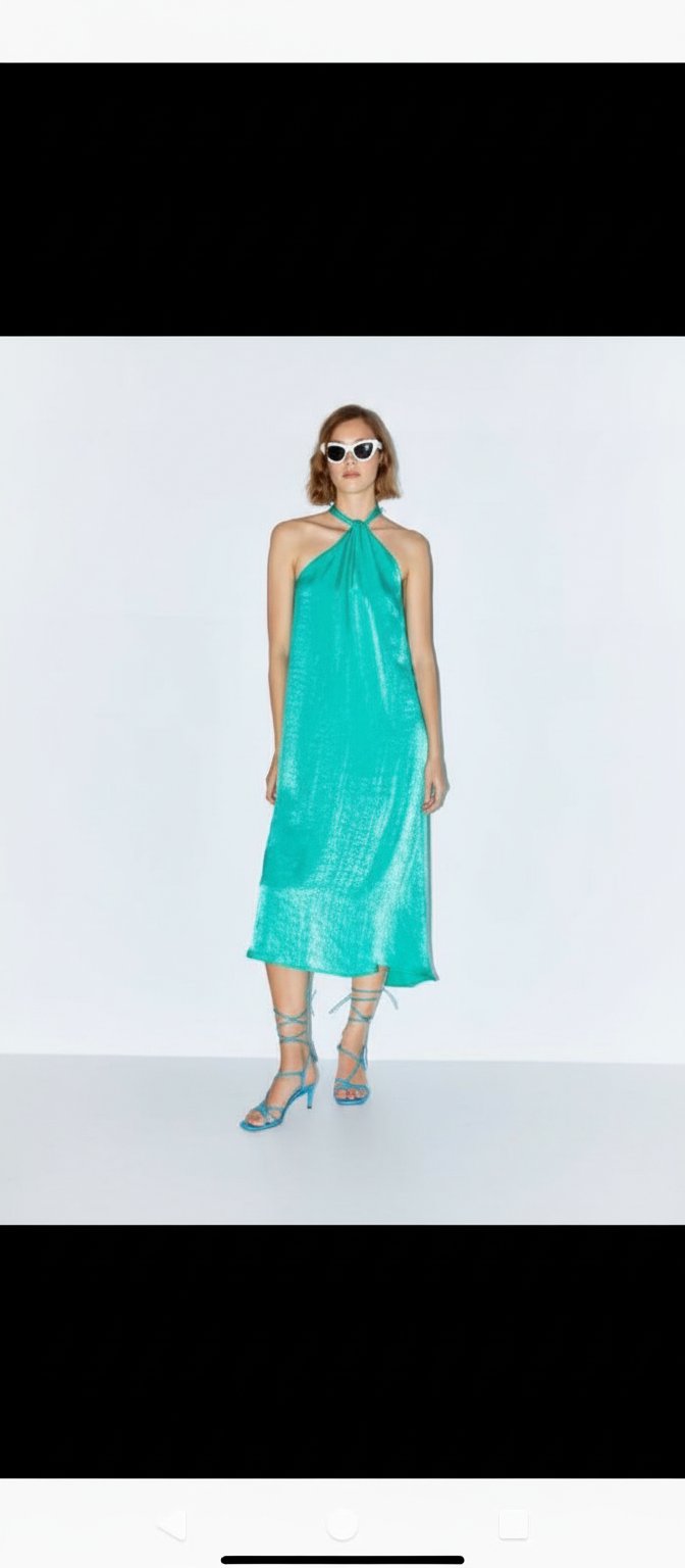 Robe Zara neuf oversize tissu satiné brillant 