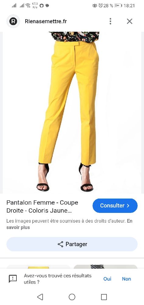Pantalon Zara en très bon état existe en blanc. Bleu.et rouge