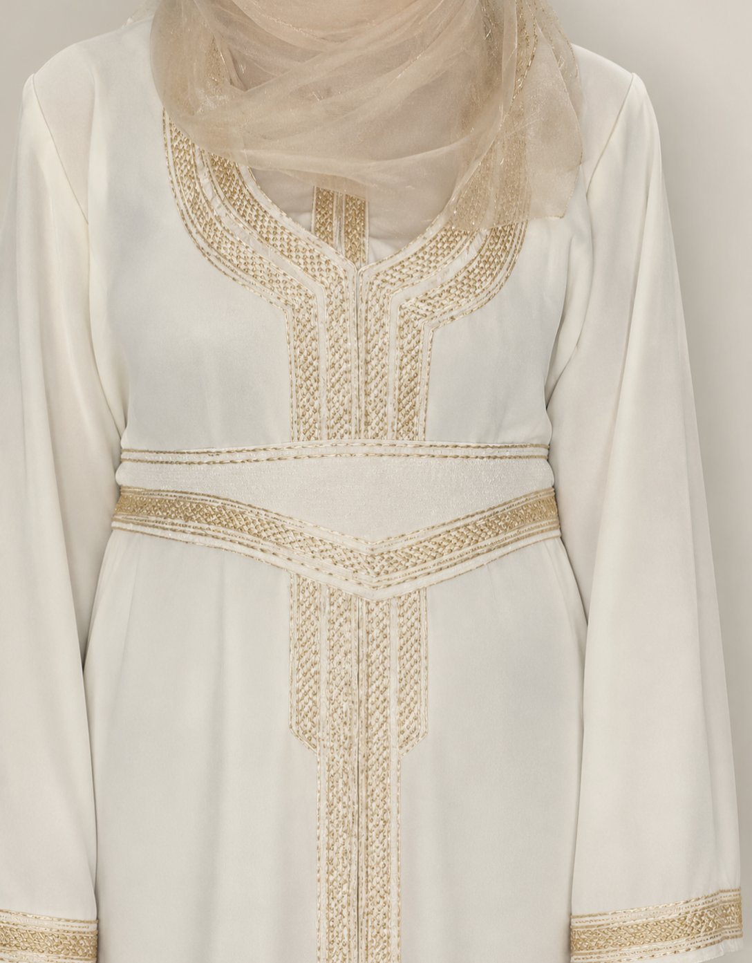 Caftan traditionnel élégant 