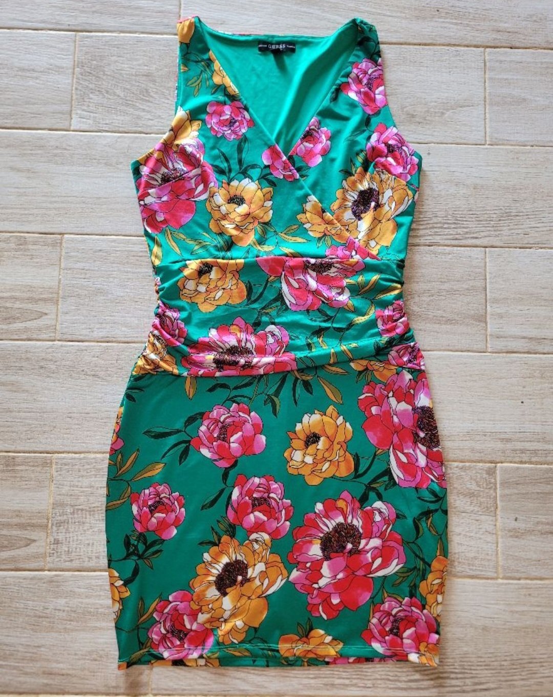 Robe Guess  