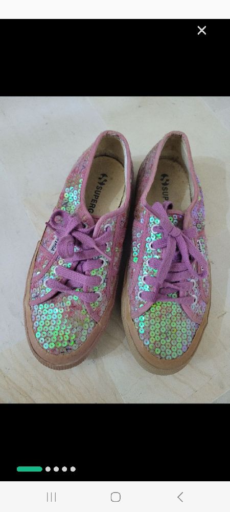 Baskets superga en écailles 