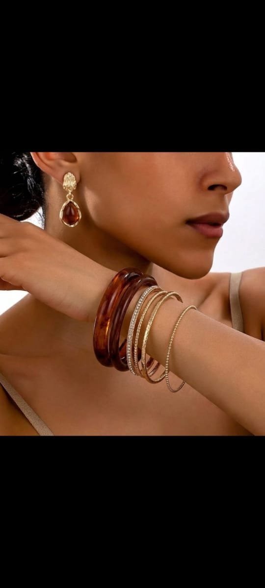 Lot de bracelets+boucles d'oreilles 