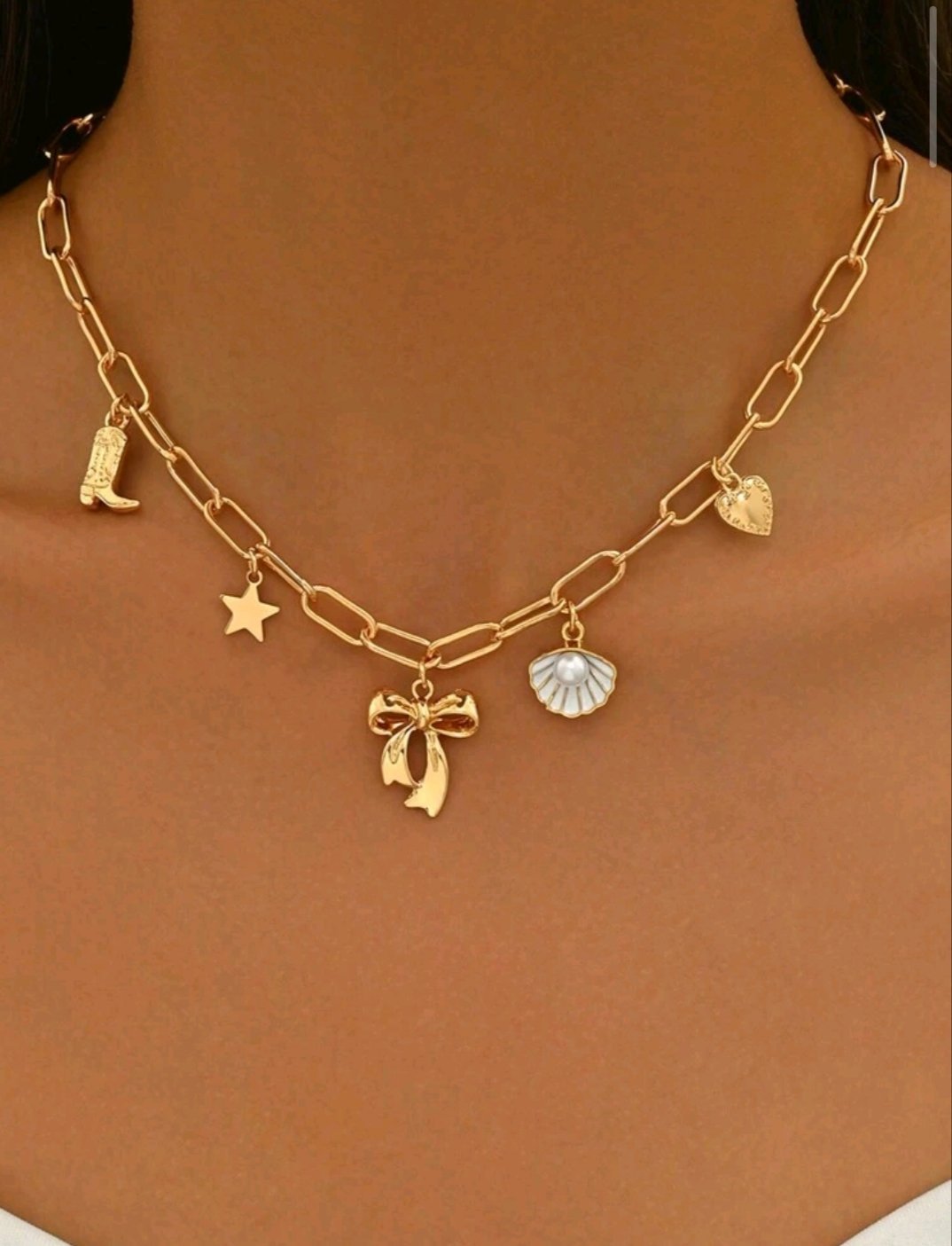 Collier doré 