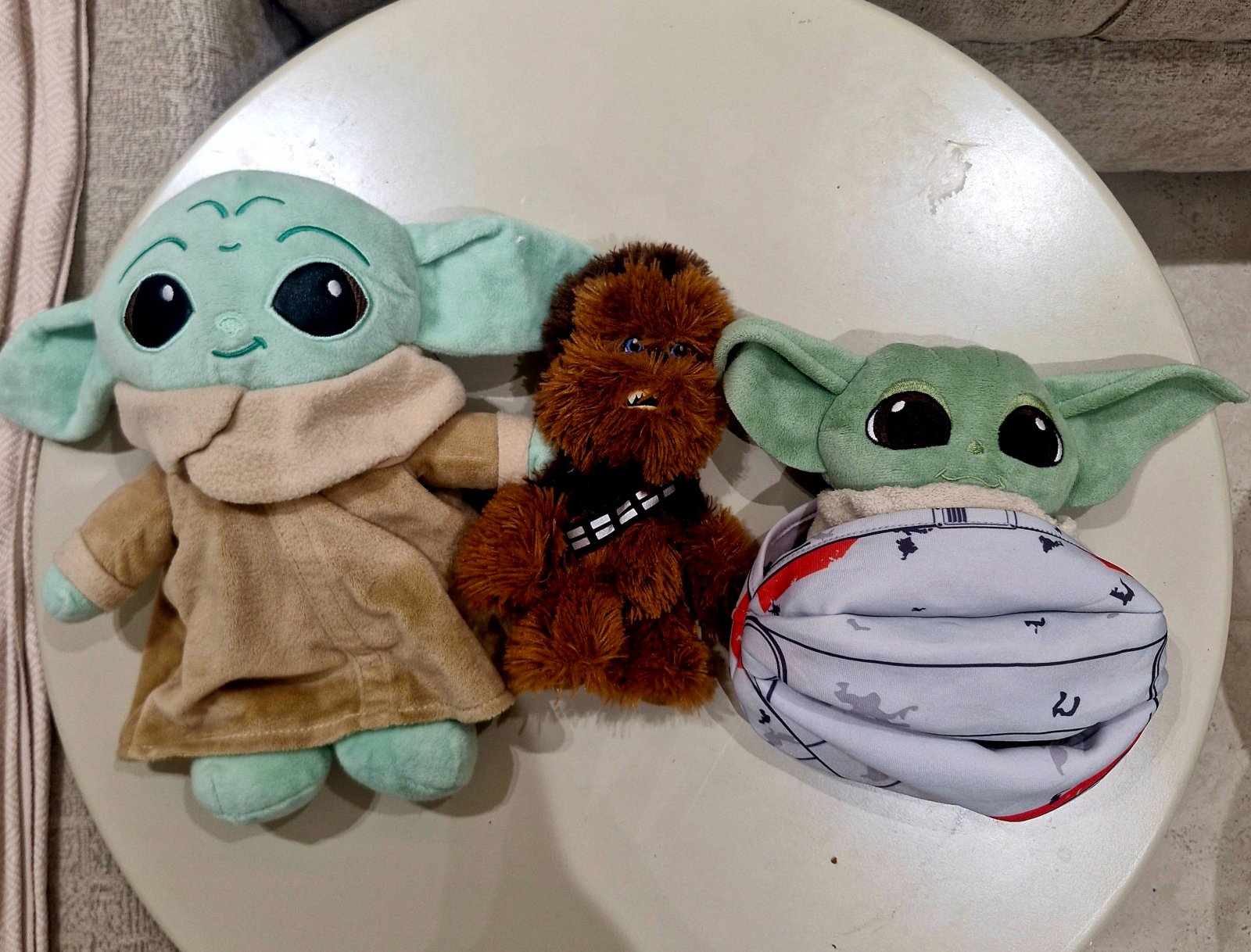 Lot de peluches Star Wars authentiques : Bébé Yoda & Chewbacca
